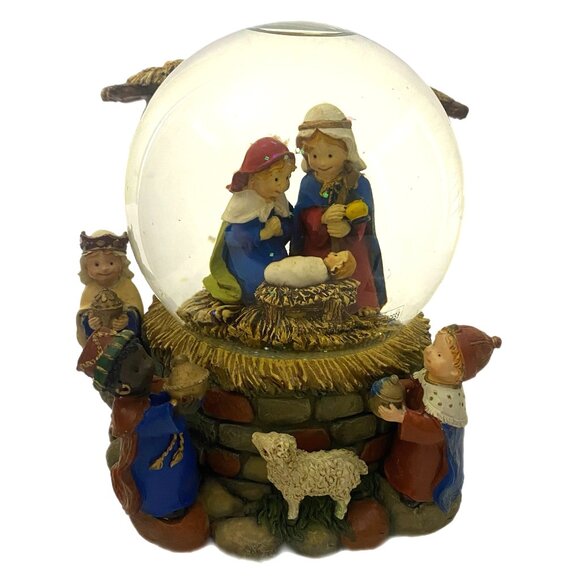 Musical Glitterdome Globe Nativity Plays "We Wish You "A Merry Christmas" - Picture 1 of 9